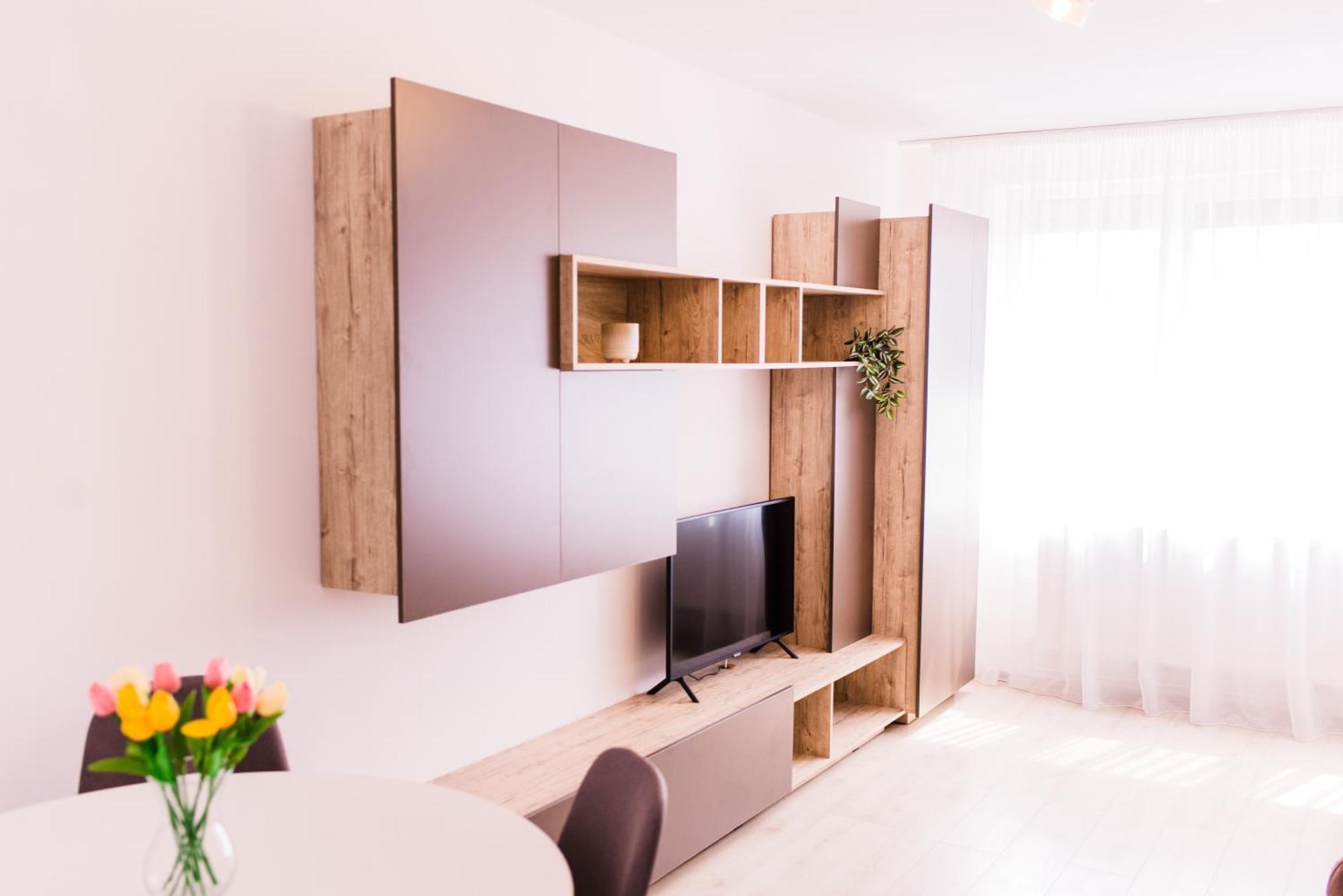 Riverside White Apartment サトゥ・マーレ エクステリア 写真